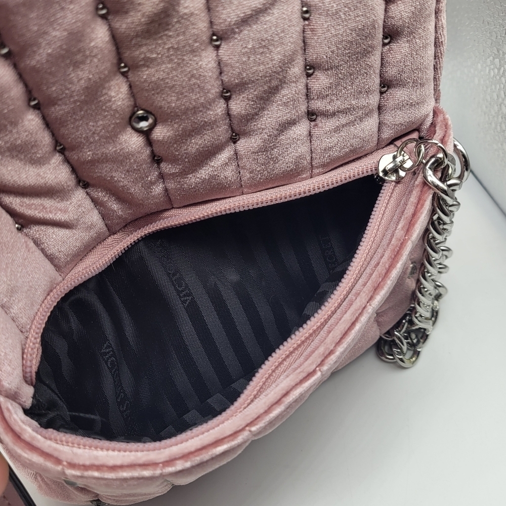 VICTORIA SECRET BACKPACK DUSTY ROSE VELOUR SHIMMER/CHAIN ACCENTS Zip Pockets - Picture 6 of 14